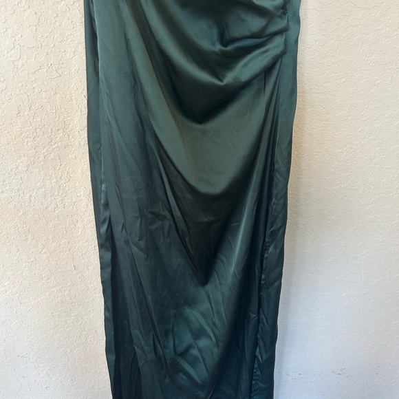 Elegant SHEIN Dark Green Spaghetti Straps Slip Dress, Side Zipper Size L - Picture 3 of 7
